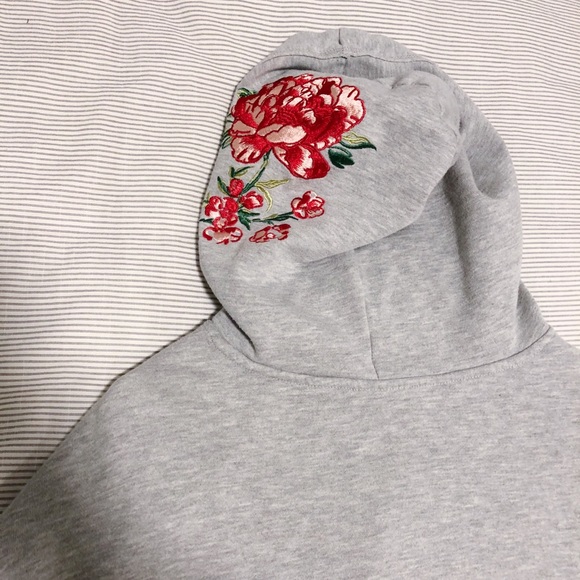 H&M floral grey fashionable hoodie - Picture 6 of 8